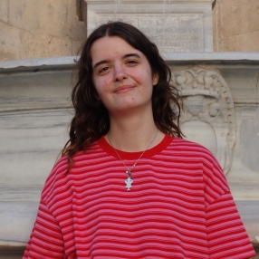Alba, Babysitter in Griñón