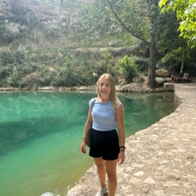Lorena, Babysitter in Huesca