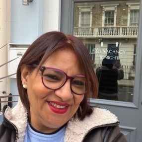 Susana, Niñera o canguro en Abadiano
