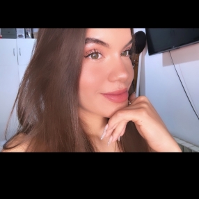 Daniela, Niñera o canguro en Pinto
