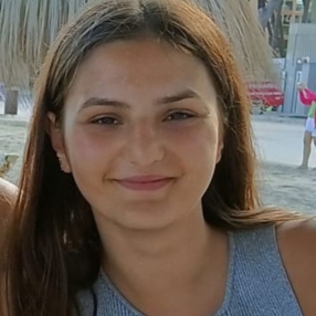Aitana, Babysitter in San Adrián