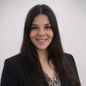 Isabel, Babysitter in Arona