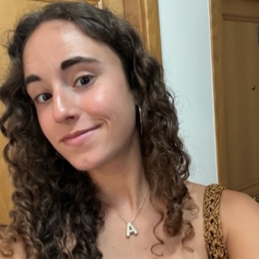 Aitana, Niñera o canguro en Sant Cebrià de Vallalta