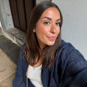 Laura, Babysitter in Villanueva de Gállego