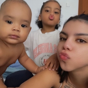 Dana ximena, Niñera o canguro en Jijona