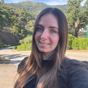 Lucía, Niñera o canguro en Estepona