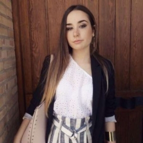 María, Babysitter in Huesca