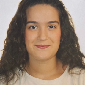 Alba, Babysitter in Águilas