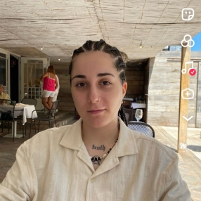 Elena, Babysitter in Sant Vicenç de Castellet