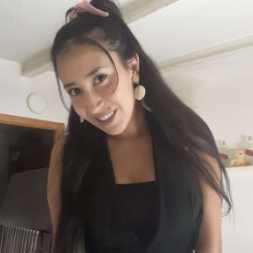Daniela, Niñera o canguro en Ceutí