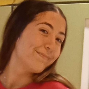 Laura, Niñera o canguro en Fuente Álamo