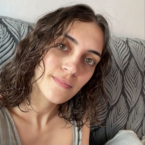 Romina, Niñera o canguro en Marín