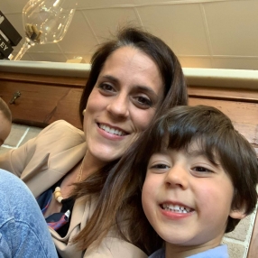 Virginia, Familia en Córdoba