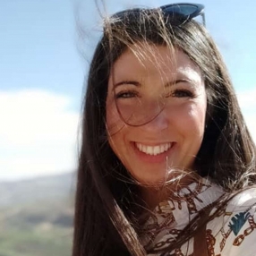 Elisabeth, Niñera o canguro en Argés