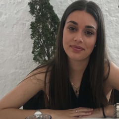 Babysitter Júlia in Montornès del Vallès