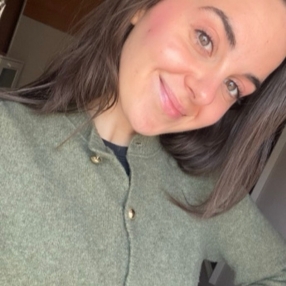 Amaia, Niñera o canguro en Ansoáin