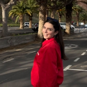 Lorena, Niñera o canguro en Benifayó