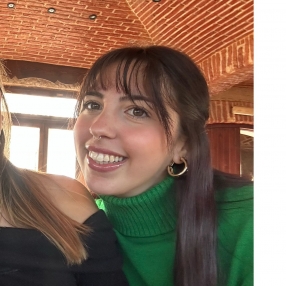 Luciana, Niñera o canguro en Arenys de Munt