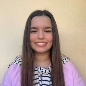 Raquel, Babysitter in Alcañiz