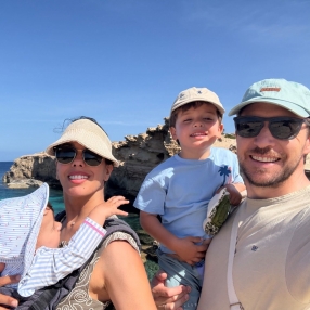 Cristina, Familia en Zaragoza