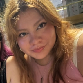 Yamile, Babysitter in Cizur Menor