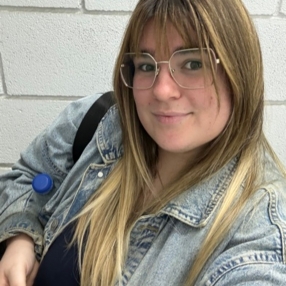 Jennifer, Niñera o canguro en Maliaño