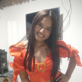 Dayana, Niñera o canguro en Maracena