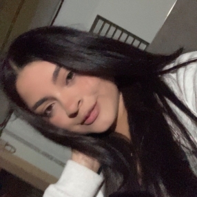 Victoria, Babysitter in Garrucha