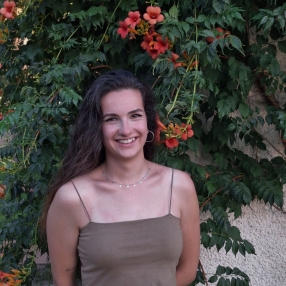 Helena, Babysitter in Cáceres