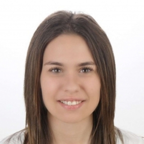 Lucía, Niñera o canguro en Quart de Poblet