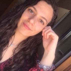 Rumyana, Niñera o canguro en Mutilva