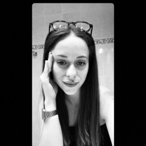 Iris, Babysitter in Barbastro