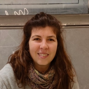 Cinta, Niñera o canguro en La Garriga