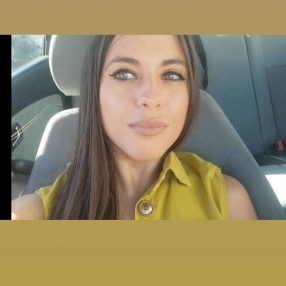 Carmen, Niñera o canguro en Hornachos