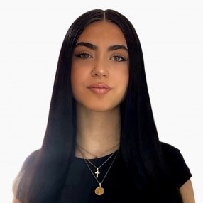 Adriana, Niñera o canguro en Tielmes
