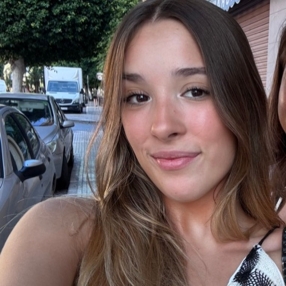 Mercedes, Babysitter in Valencina de la Concepción