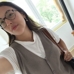 Yoselyn, Babysitter in Cantabria