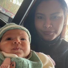 Aila Luane, Niñera o canguro en Arteixo