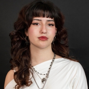 Lucía, Babysitter in La Puebla de Cazalla