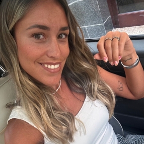 Carmen, Babysitter in Arona