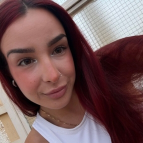 Eva, Niñera o canguro en Coslada