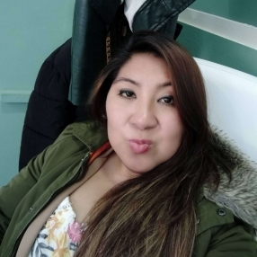 Andrea Stefania, Niñera o canguro en Vic