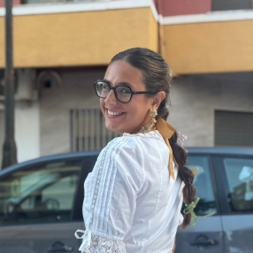 Julia, Niñera o canguro en Alginet