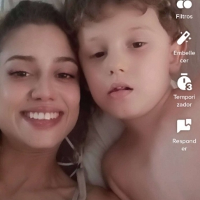 Naira, Family in Candelaria