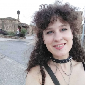 Nuria, Babysitter in Vilagarcía de Arousa