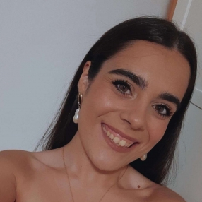 Ángela, Niñera o canguro en Guadalcázar
