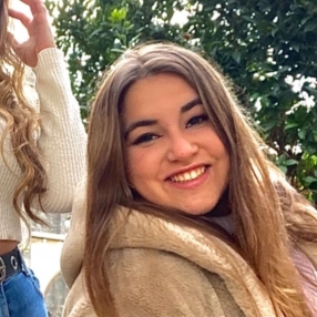 Emma, Niñera o canguro en Sarrià de Dalt