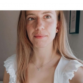 Elena, Babysitter in Galapagar