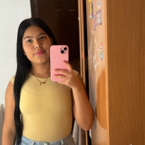 Maryori lice, Babysitter in El Papiol