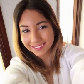 Mellany Alejandra, Niñera o canguro en Port de Sagunt